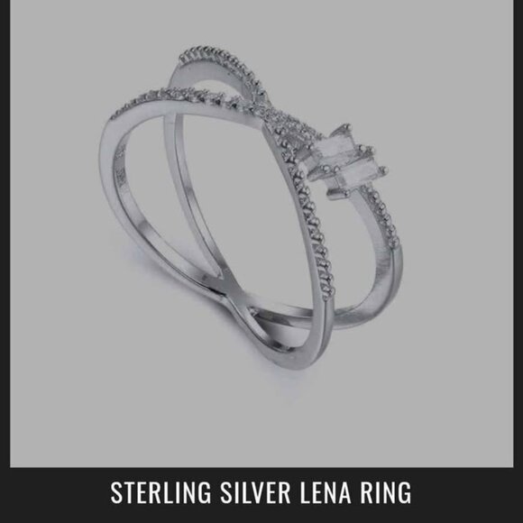 Sterling Silver Leon Ring Size 6 - Picture 3 of 3